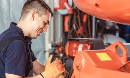 Landmaschinenmechaniker aus Polen: Stärkung der Agrarwirtschaft