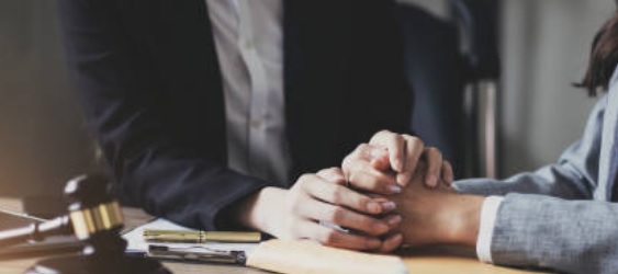 Ein polnischer Arbeitnehmer einstellen: Rechtliche Fragen